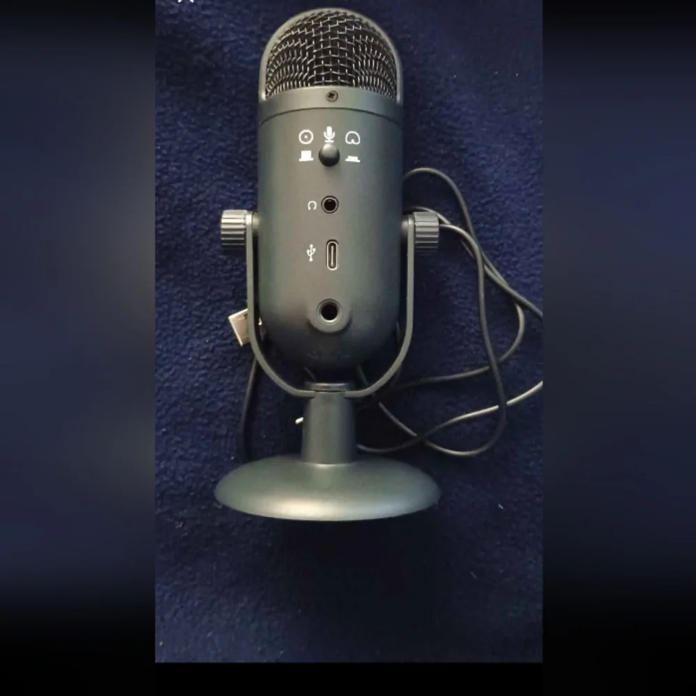 Microphone